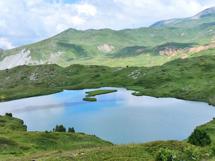 Arsiyan Karagölleri
