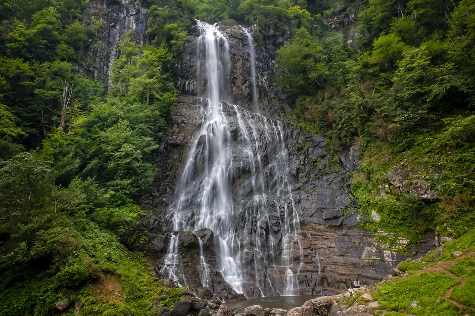 Mençuna Şelalesi Yürüyüş Parkuru